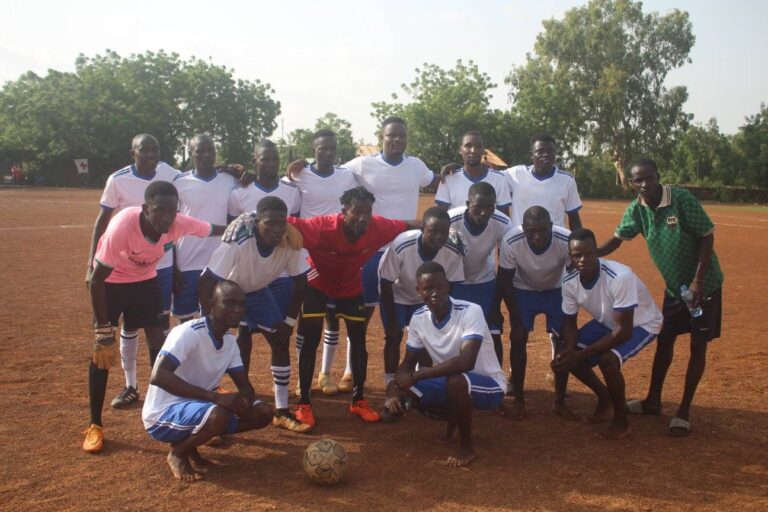 JOURNÉE MONDIALE DU RÉFUGIÉ :UN MATCH AMICAL DE FOOTBALL A AGRÉMENTÉ LA CÉLÉBRATION À DAPAONG