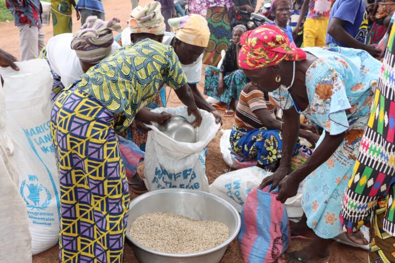 ACTE II DE L&rsquo;OPERATION DE DISTRIBUTION DE KITS ALIMENTAIRES DANS LA REGION DES SAVANES.